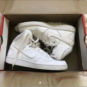 White nike high tops